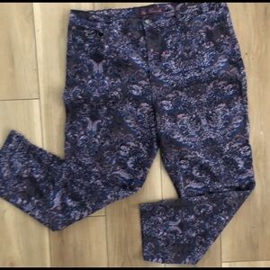 Gloria Vanderbilt Blue and Purple Paisley and Patterned Pants